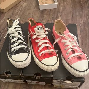 BUNDLE deal of converse